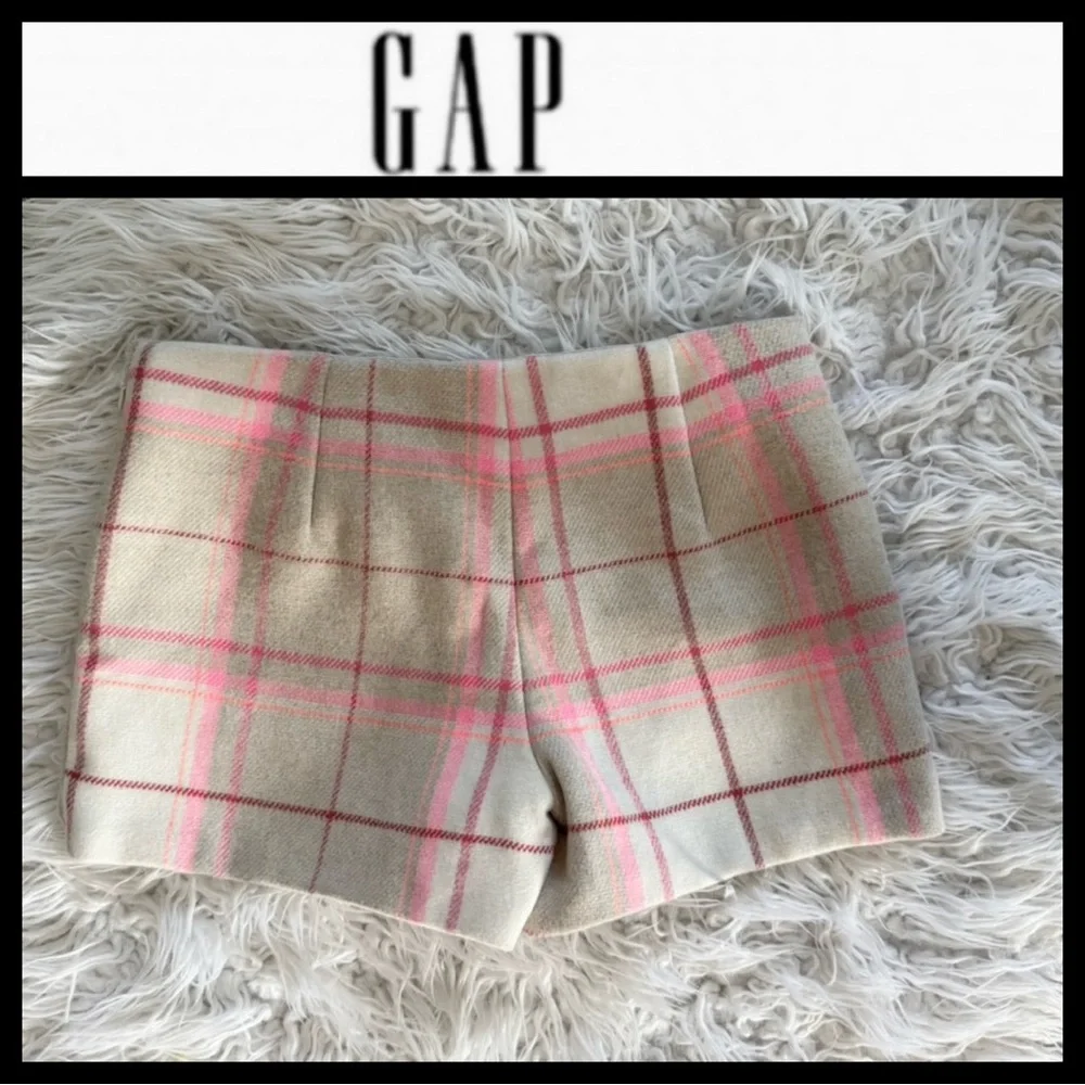 NWT GAP Kids Pink and Cream Wool Blend Shorts